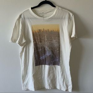 graphic tee
